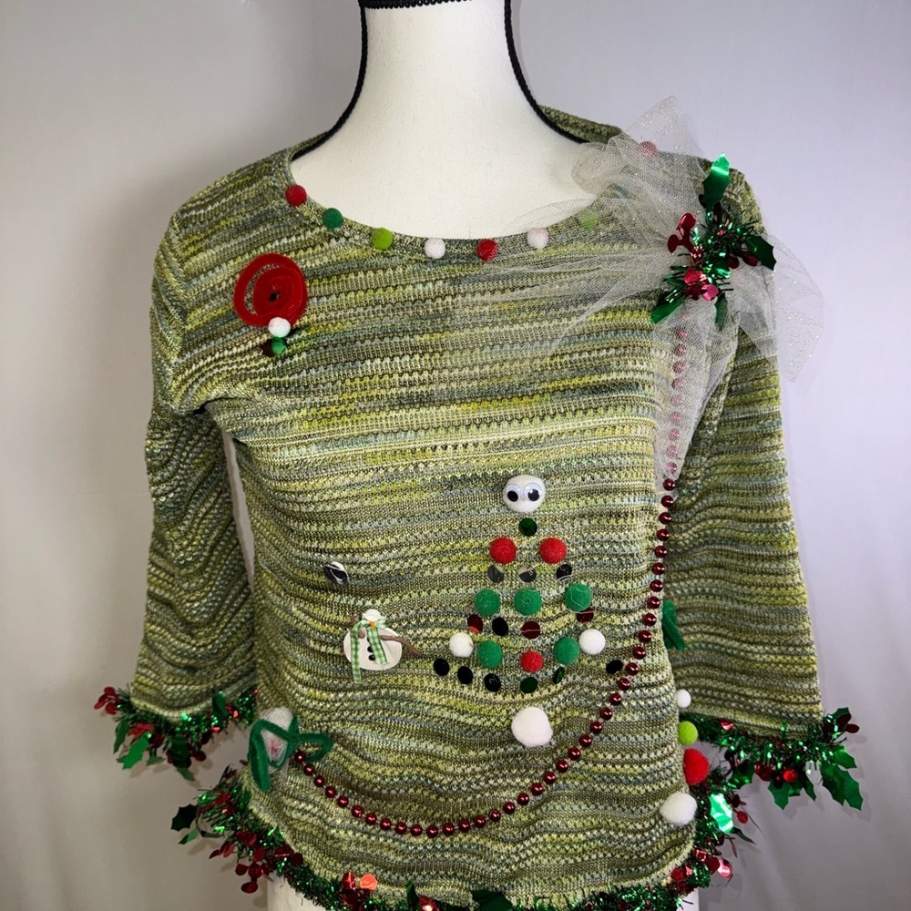 Vintage Green Holiday‎ Sweater with Festive Accents ugly tree Christmas